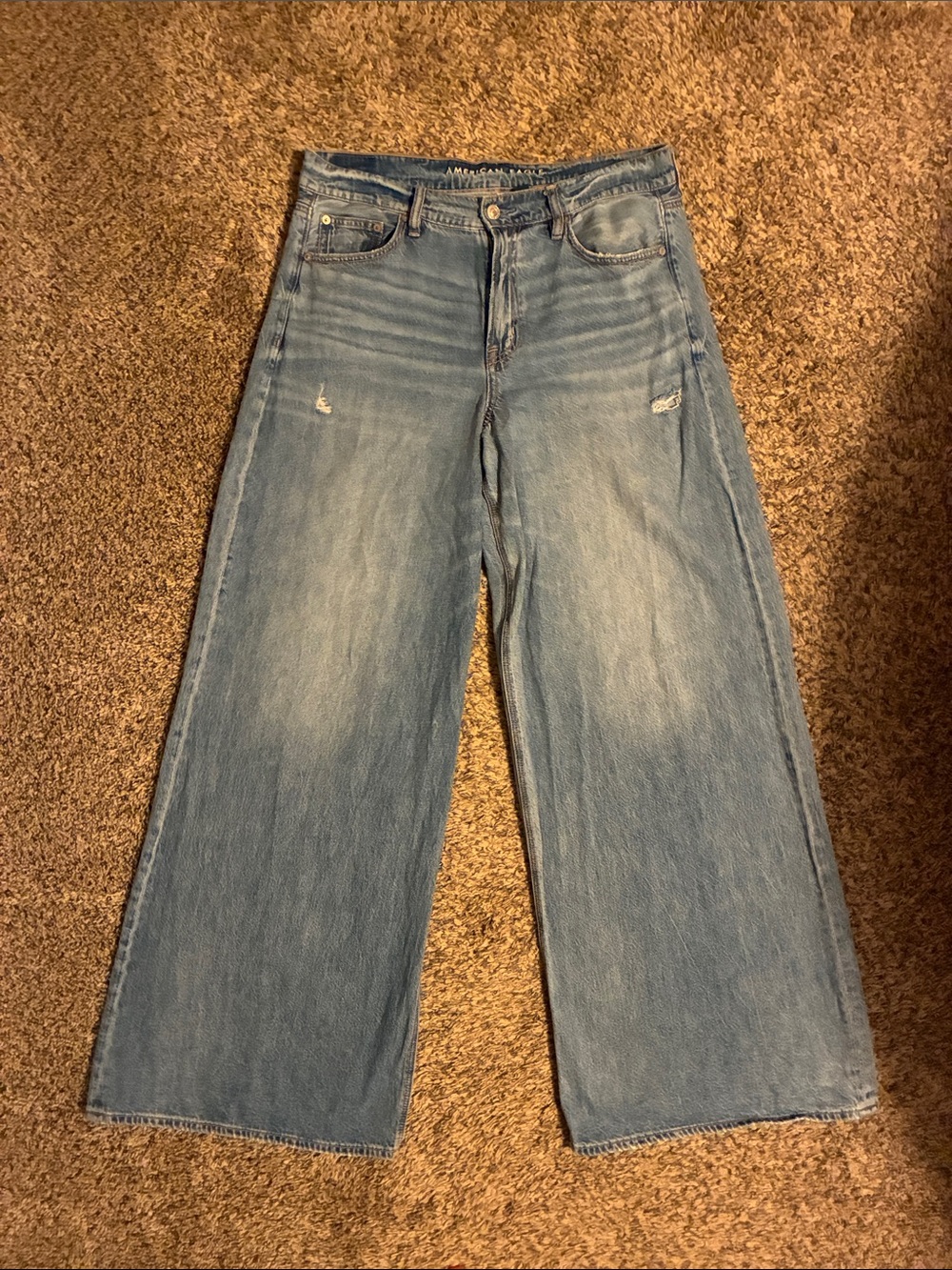 American Eagle super high rise ultra wide leg Jeans -size 10 long